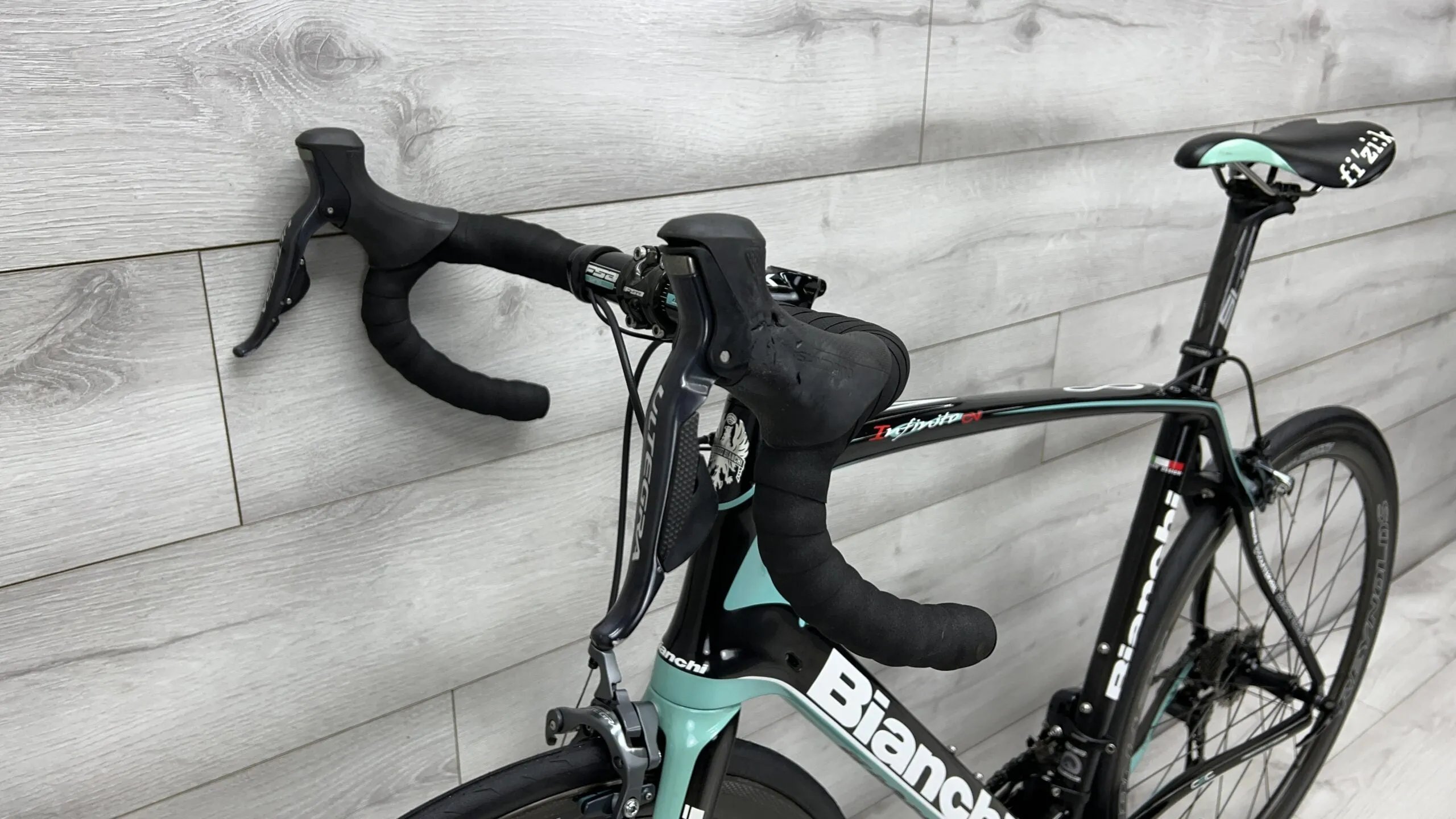 2017 Bianchi Infinito CV  Road Bike - 59cm