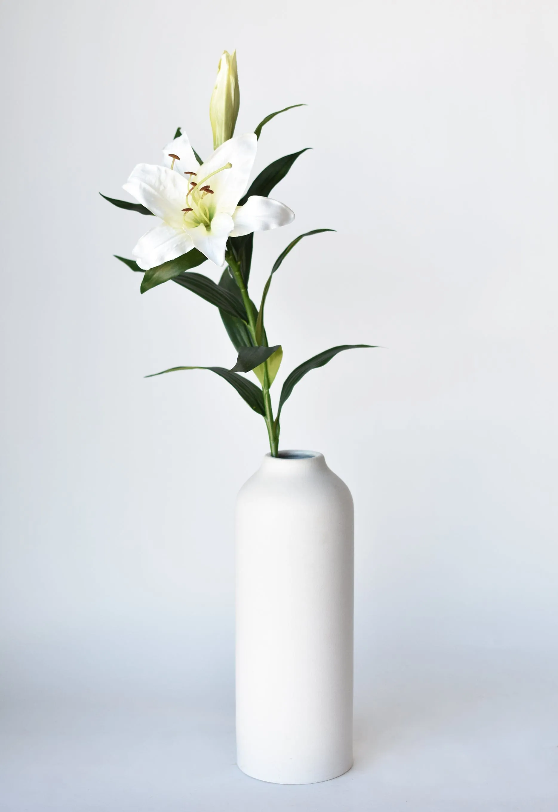 35" Faux White Lily Stem