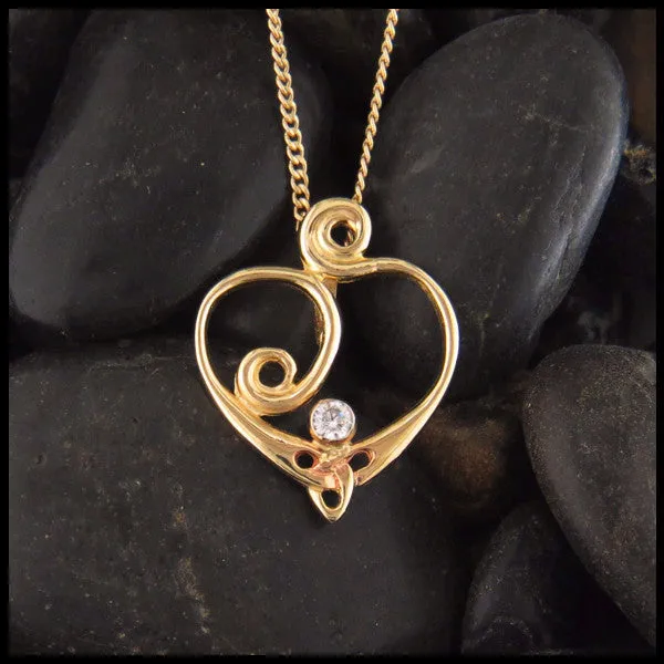 Diamond Anna's Heart Pendant in Gold