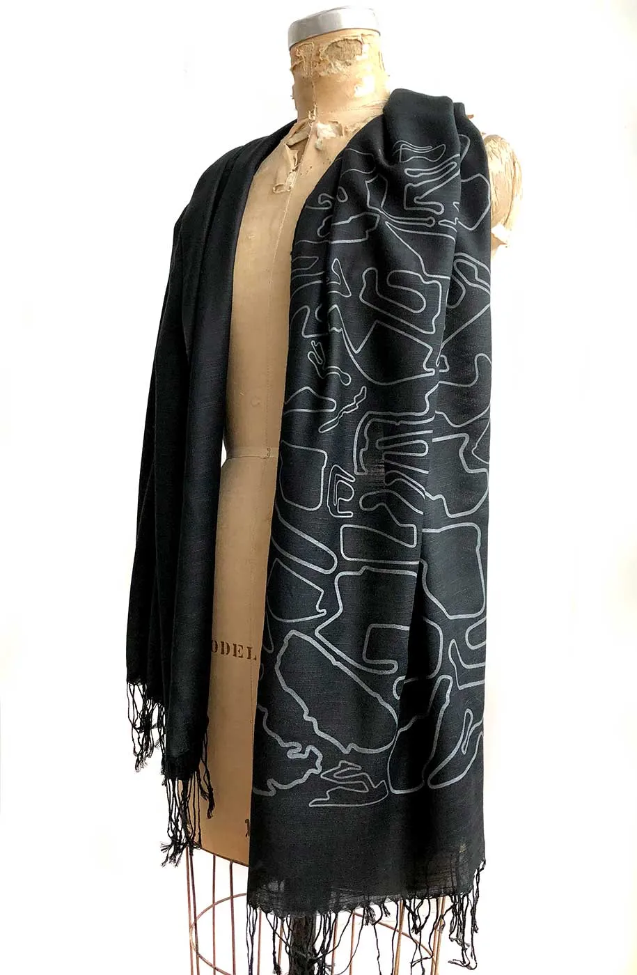 Race Track Maps Scarf, Racing enthusiast linen-weave pashmina