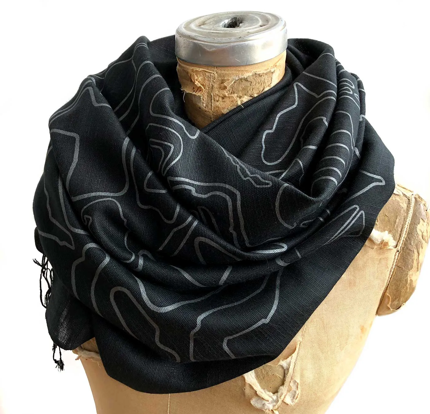 Race Track Maps Scarf, Racing enthusiast linen-weave pashmina